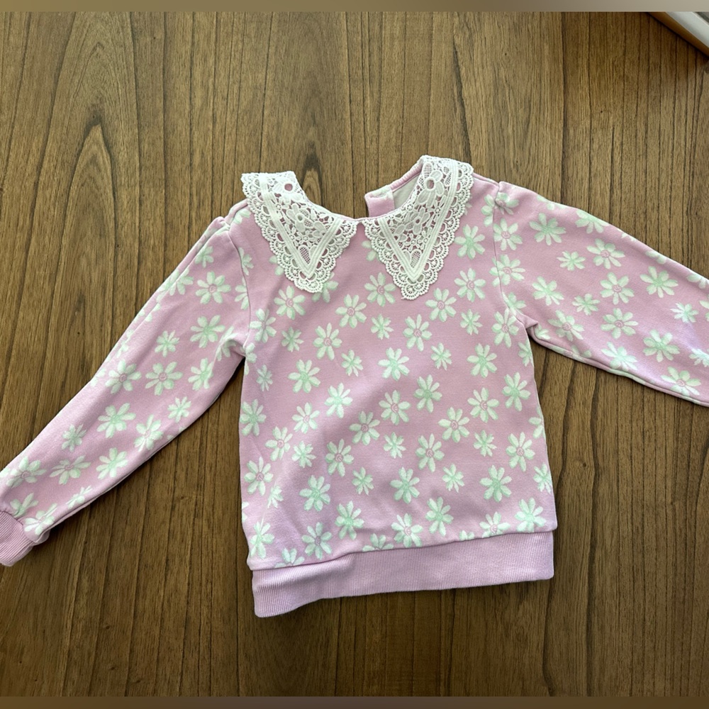 Korean Girl sweater